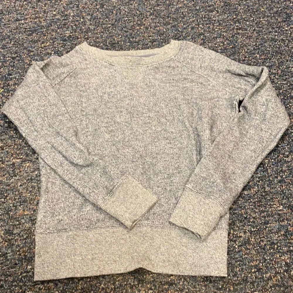 Merlons Gray Sweatshirt sz. M